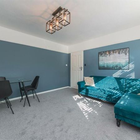 Vibrant & Stylish Mill Hill East Pad Hendon Exterior foto